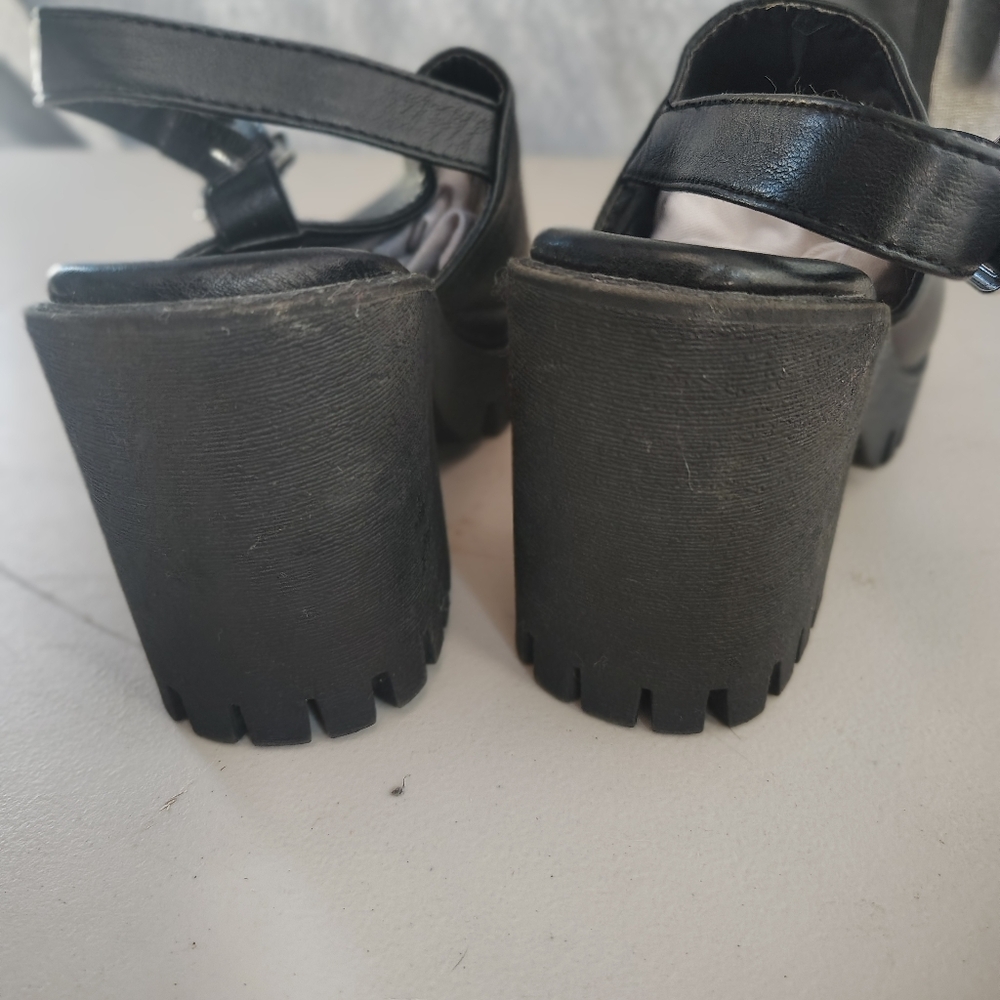 TOP Moda Black Chunky Heel Mules - Picture 7 of 7